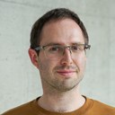Dr. Emmanuel Senft